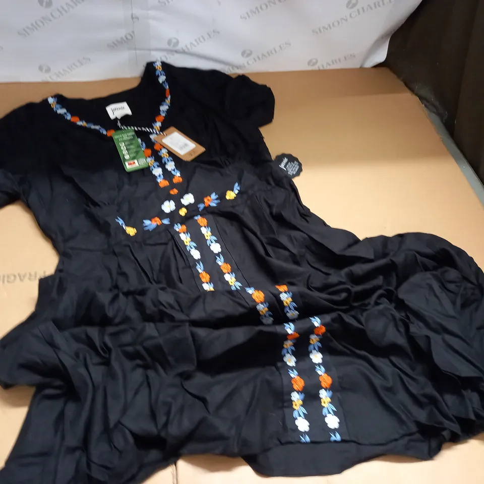 JOANIE PODIE BLACK DRESS - UK 16