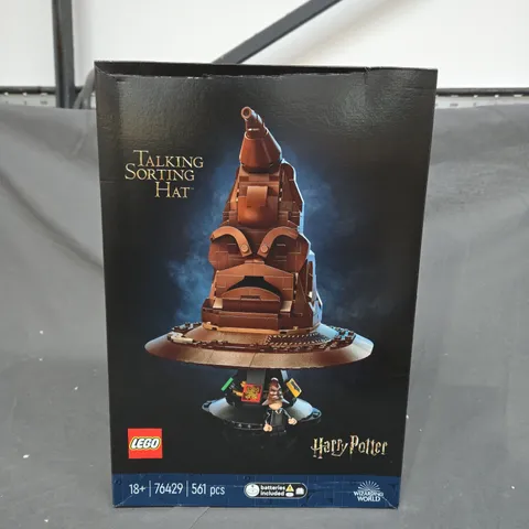 BOXED LEGO HARRY POTTER TALKING SORTING HAT - 76429