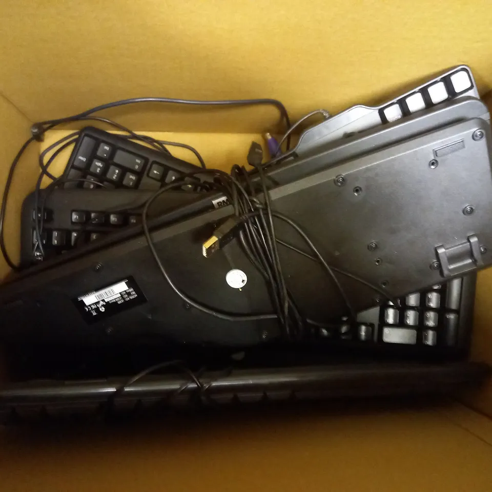 LOT OF 10 ASSORTED COMPUTER KEYBOARDS
