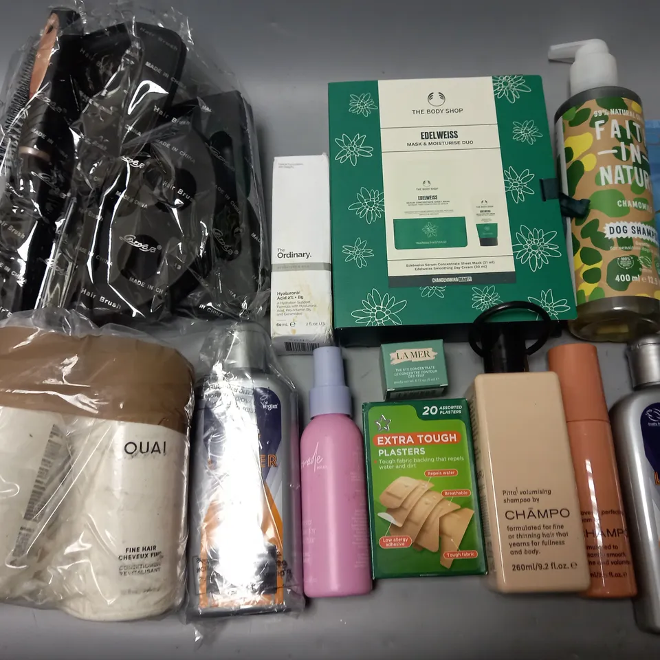 LOT OF 13 ASSORTED HEALTH AND BEAUTY ITEMS TO INCLUDE BODYSHOP EDELWEISS DUO, OPTI 15 JOINT GEL AND CHAMPO SHAMPOO