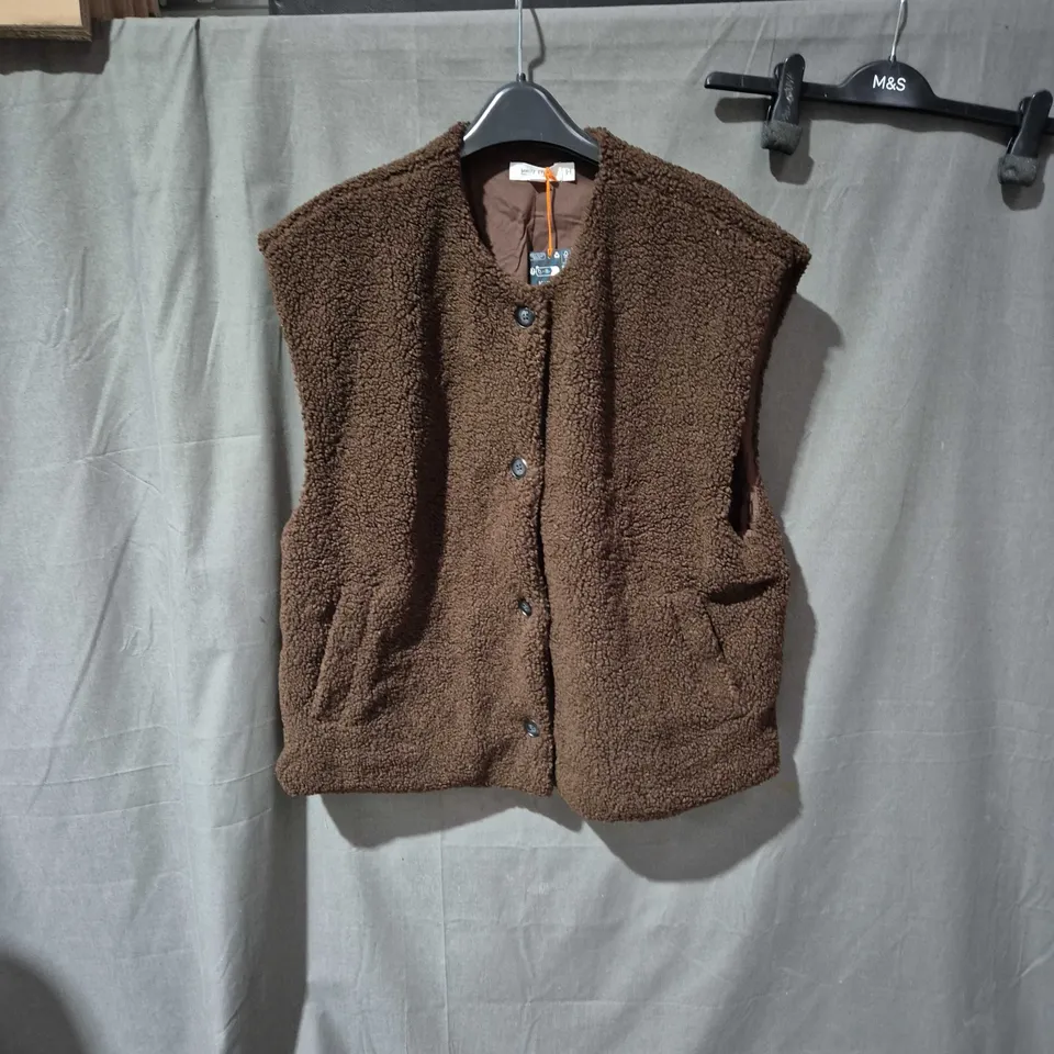 WHITE STUFF BROWN TEDDY FLEECE SLEEVELESS VEST – UK SIZE L