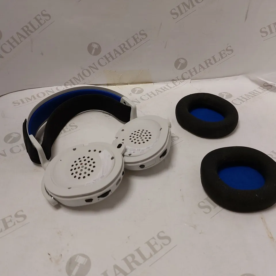 STEELSERIES ARCTIS 7P+ WIRELESS GAMING HEADSET