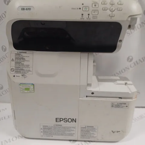 UNBOXED EPSON EB-670 LCD PROJECTOR