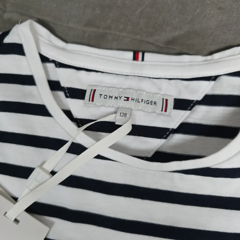TOMMY HILFIGER KIDS STRIPED T-SHIRT & SHORTS SET – NAVY & WHITE, UK 8 (EU 128)