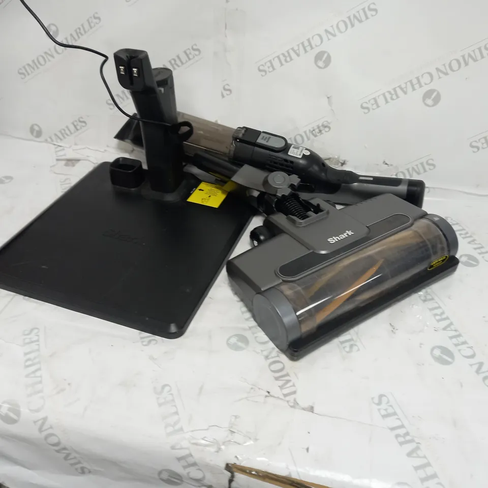 SHARK WANDVAC 2-IN-1 LIGHTWEIGHT CORDLESS HANDHELD VACUUM CLEANER