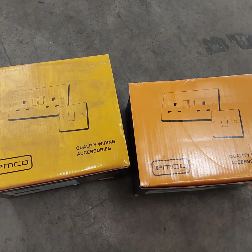 PALLET OF ASSORTED SWITCHES ETC