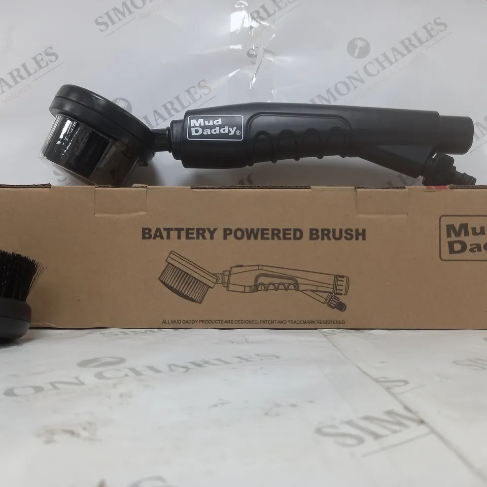 MUD DADDY BATTERY POWERED CLEANING BRUSH 