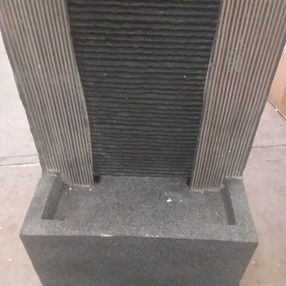 BOXED LED FOUNTAIN 