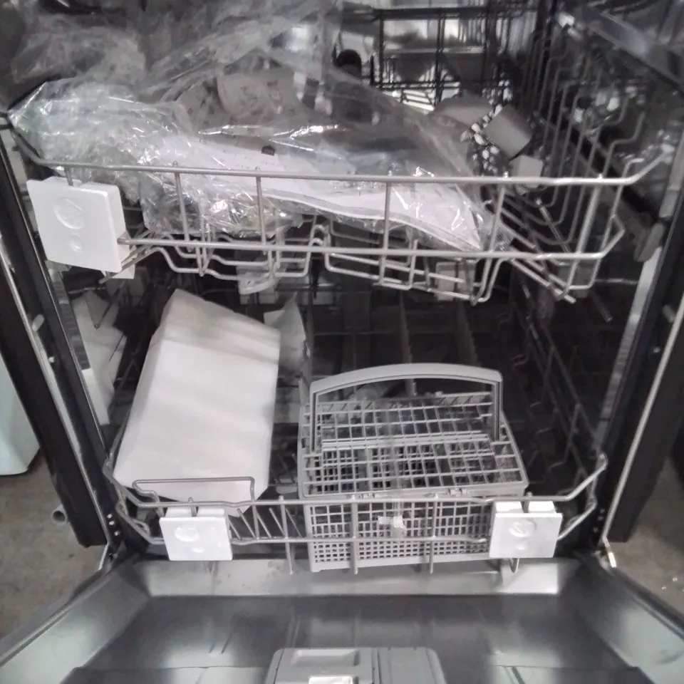 SWAN SDWB751130 INTEGRATED 12-PLACE FULLSIZE DISHWASHER