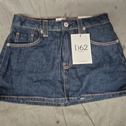 STRADIVARIUS DENIM MINI SKIRT – UK 8 (EU 36)
