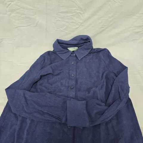 RUTH LANGFORD NAVY SHIRT β WOMENβS LONG-SLEEVE BUTTON-DOWN - 10