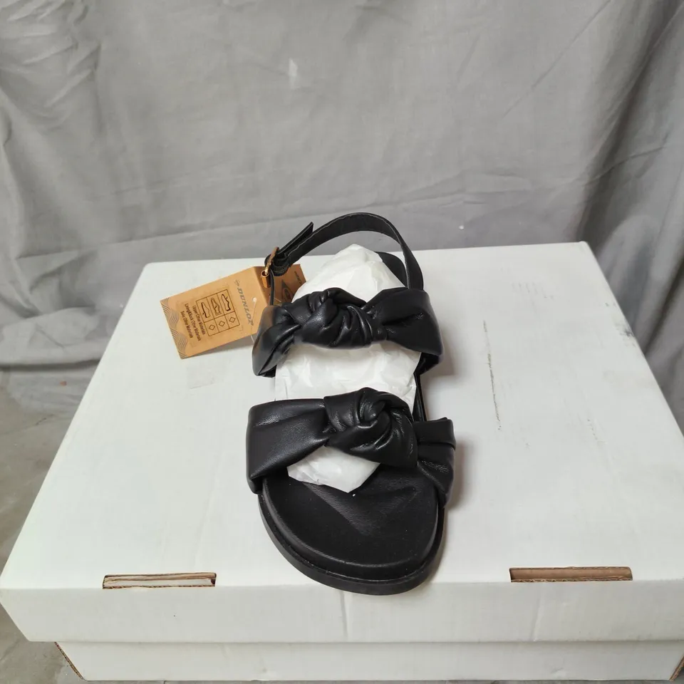 DUNLOP WOMEN'S BLACK BOW SANDALS – OPEN-TOE, FLAT SOLE UK SIZE 6