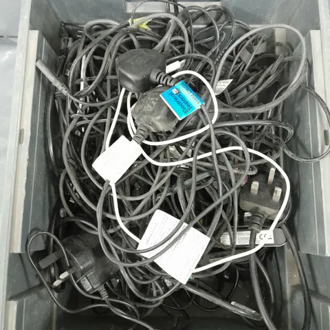 APPROXIMATELY 12 ASSORTED UNBOXED POWER CABLES TO INCLUDE FIGURE OF 8, CLOVER LEAF ETC 