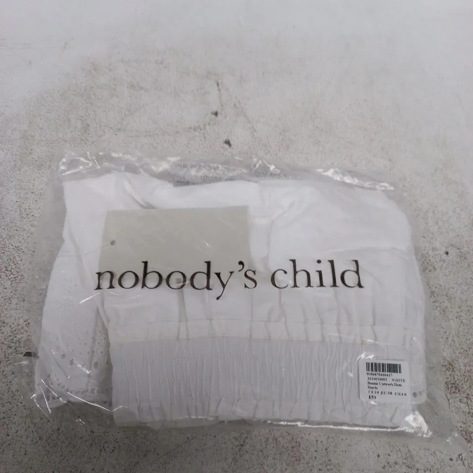 NOBODY'S CHILD WHITE BONNIE CUTWORK HEM SHORTS – UK 10 (EU 38)