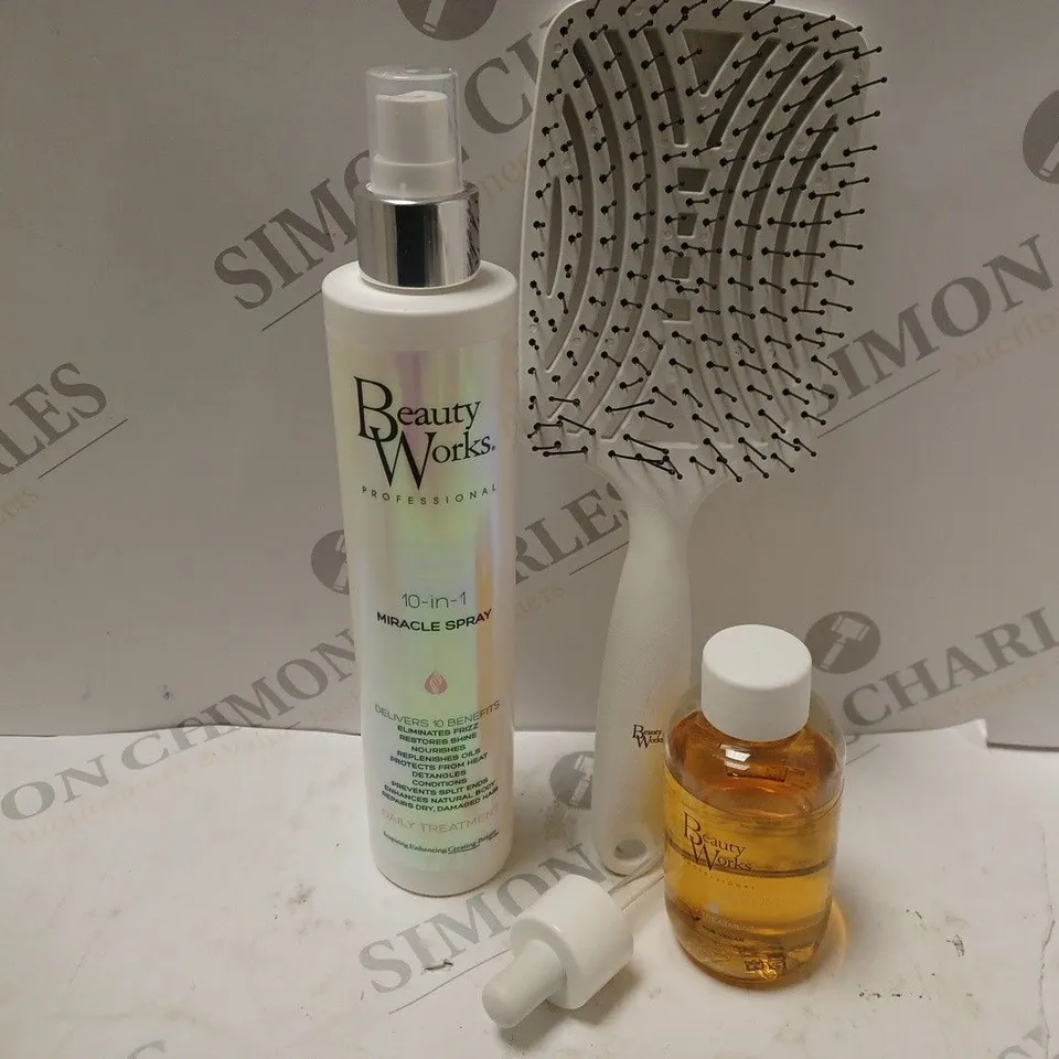 BOXED 10 IN 1 MIACLE SPRAY X ARGAN SERUM GIFT SET  RRP £28.99