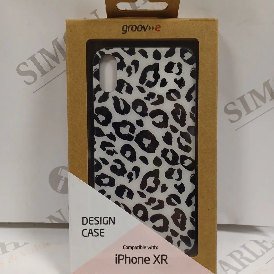 LOT OF APPROXIMATELY 80 ANIMAL DESIGN CASES FOR IPHONE XR
