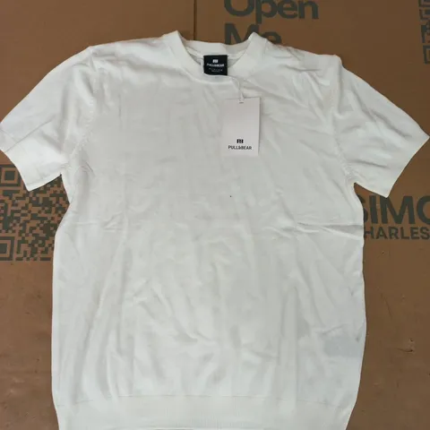 PULL & BEAR SHORT SLEEVE CREW-NECK TOP IN WHITE SIZE LARGE