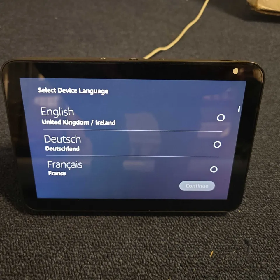 UNBOXED AMAZON ECHO 