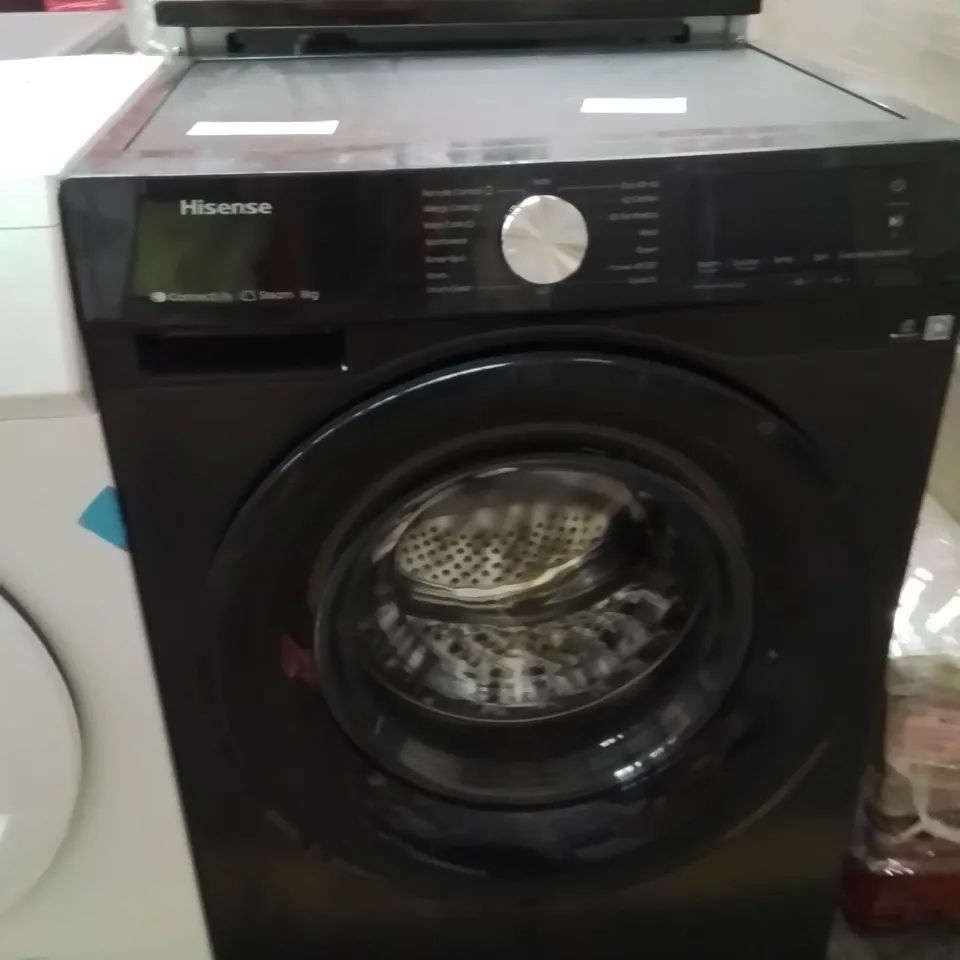 3S FREESTANDING TUMBLE DRYER WITH HEATING PUMP, 8 KG DH3S802BB3 HISENSE 