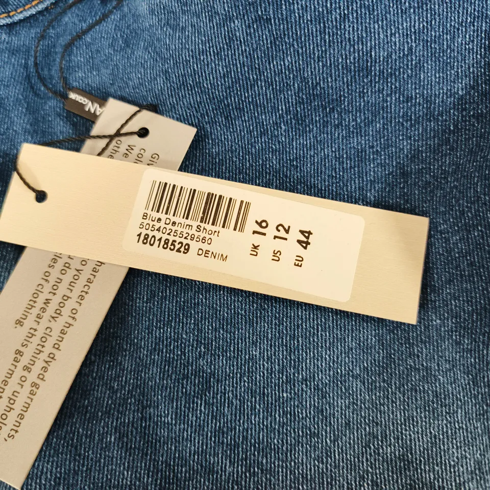 ROMAN DENIM SHORTS – UK 16 (US 12, EU 44)