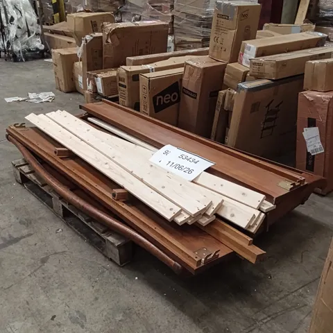 PALLETED BED FRAME - NATURAL/WOOD