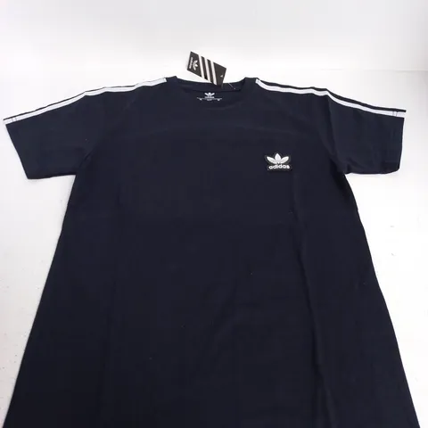 ADIDAS NAVY T-SHIRT - SIZE M