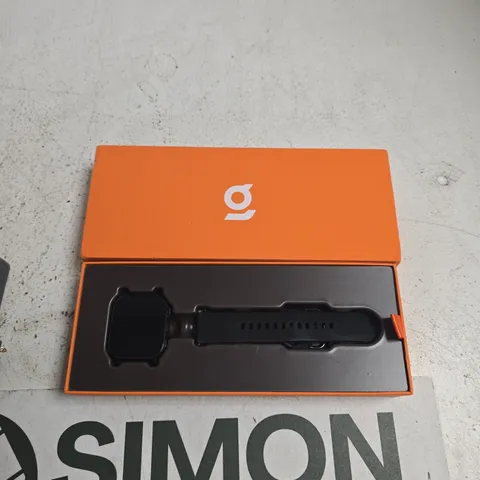 GARD PRO SMARTWATCH WITH BLACK SILICONE STRAP – BOXED IN ORANGE PACKAGING