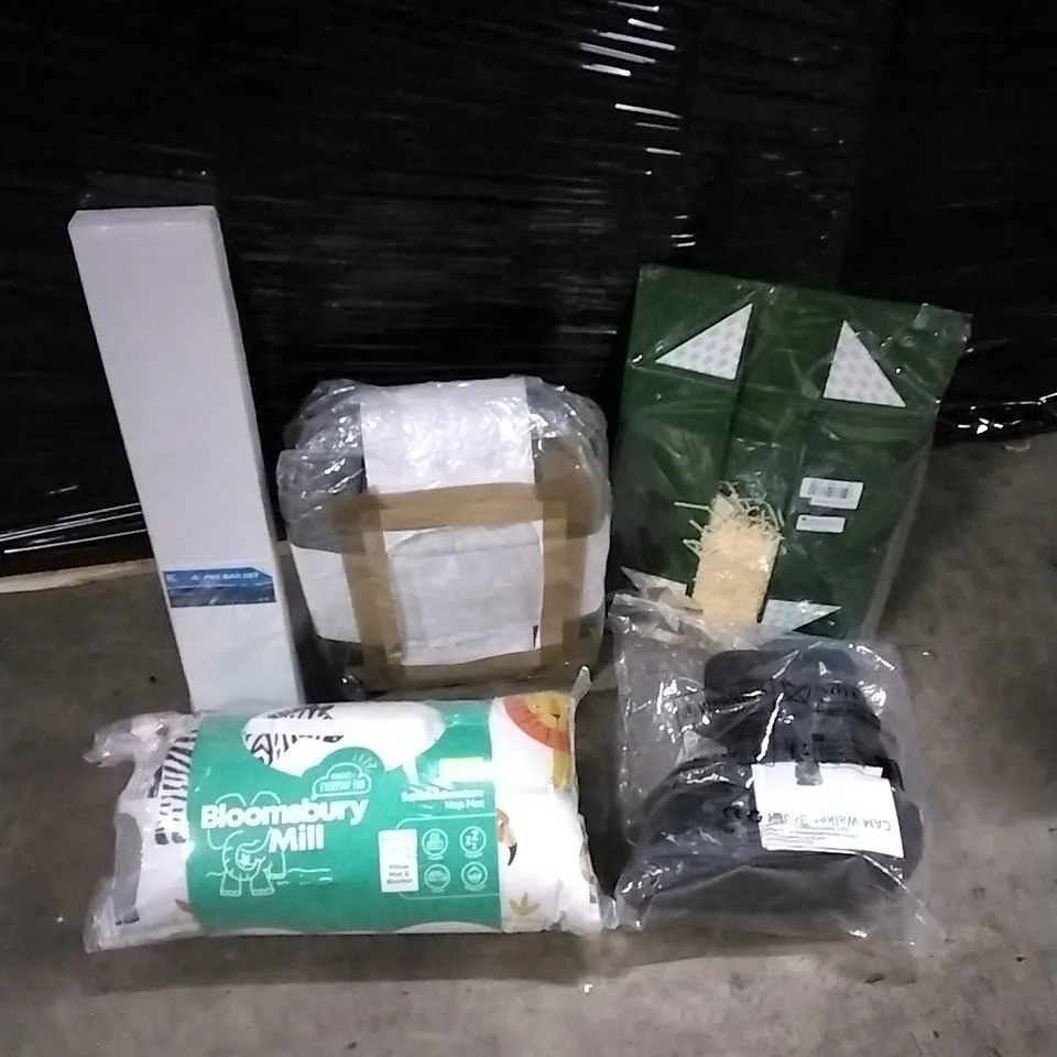 PALLET OF HOUSEHOLD ITEMS TO INCLUDE 4 PIECE PRY BAR SET, SAFARI NAP MAT, FRACTURE BOOT AND OTHER ASSORTED ITEMS...