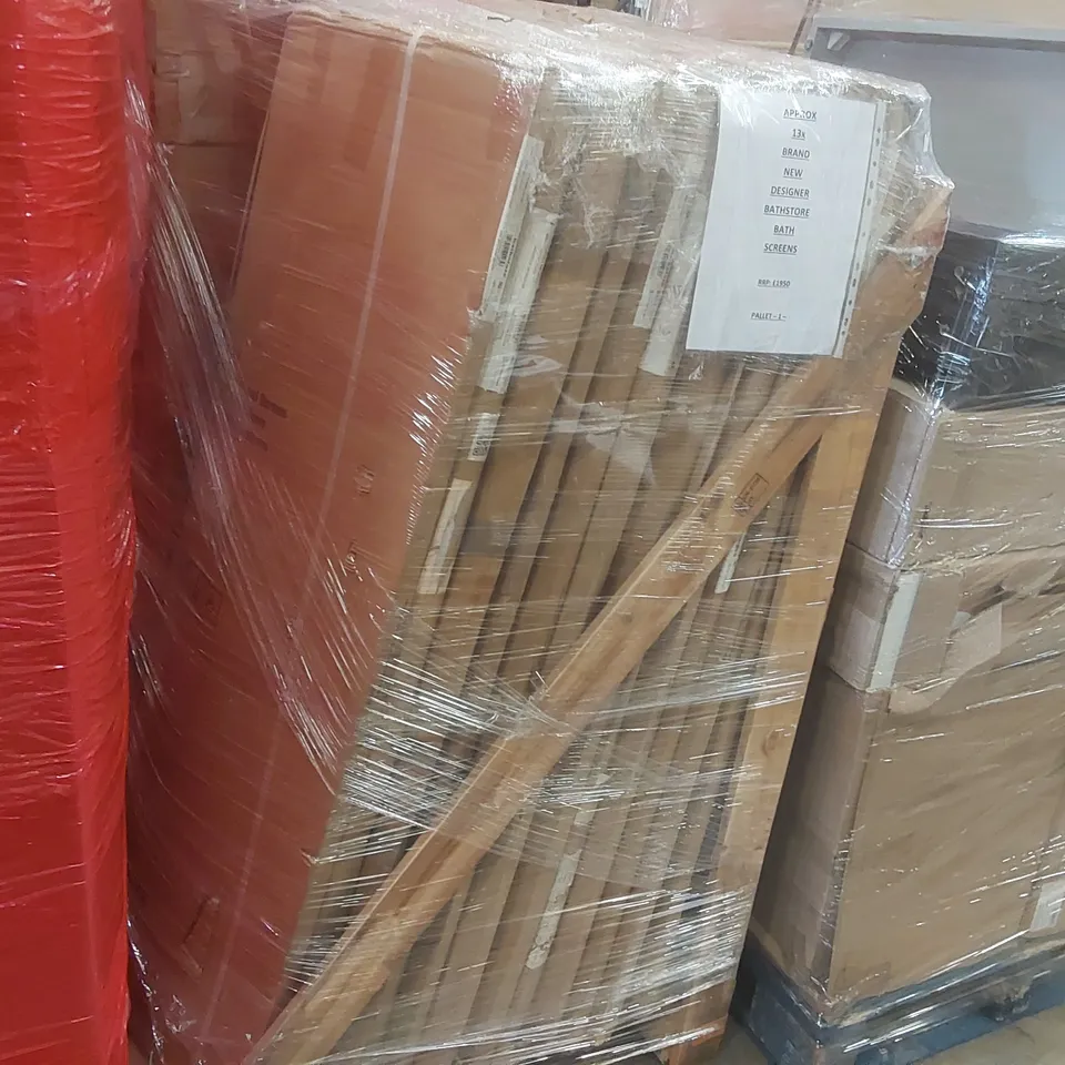 PALLET CONTAINING APPROXIMATELY 13x DESIGNER BATHSTORE BATH SCREENS