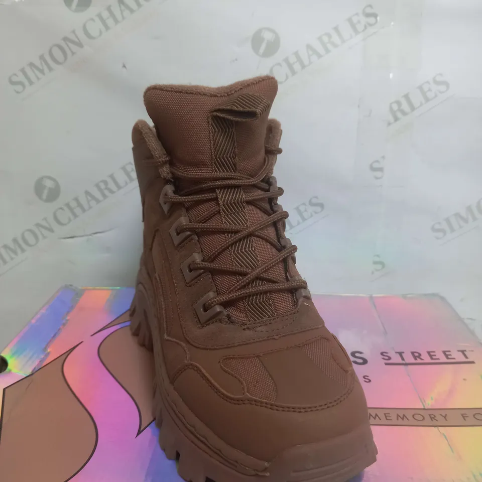 BOXED PAIR OF SKECHERS STREET BOOTS IN CHOCOLATE BROWN - SIZE 4