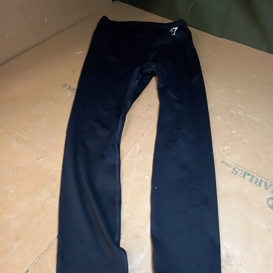 LARGE BLACK GYMSHARK LEGGINGS 
