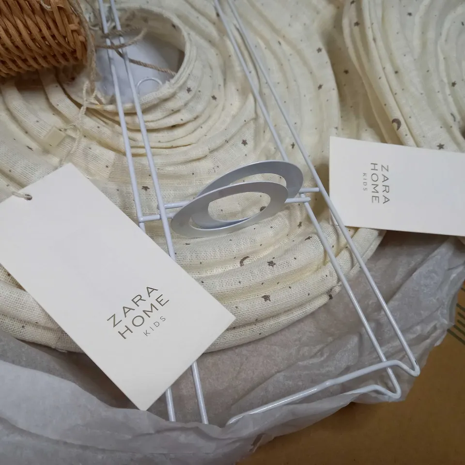 ZARA HOME KIDS LOT APPROX 2 FABRIC CREAM/STARS MOON LIGHT SHADES