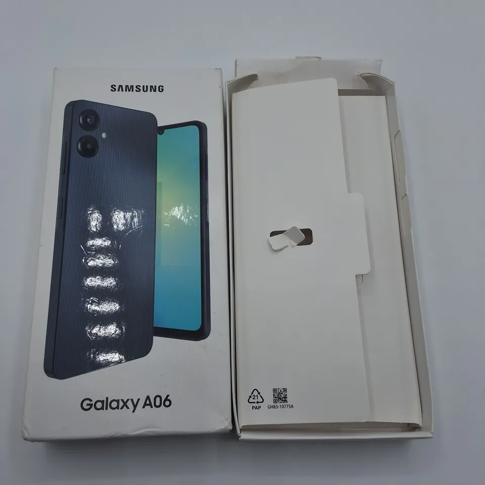 SAMSUNG GALAXY A06 4/64GB IN BLACK - SM-A065F