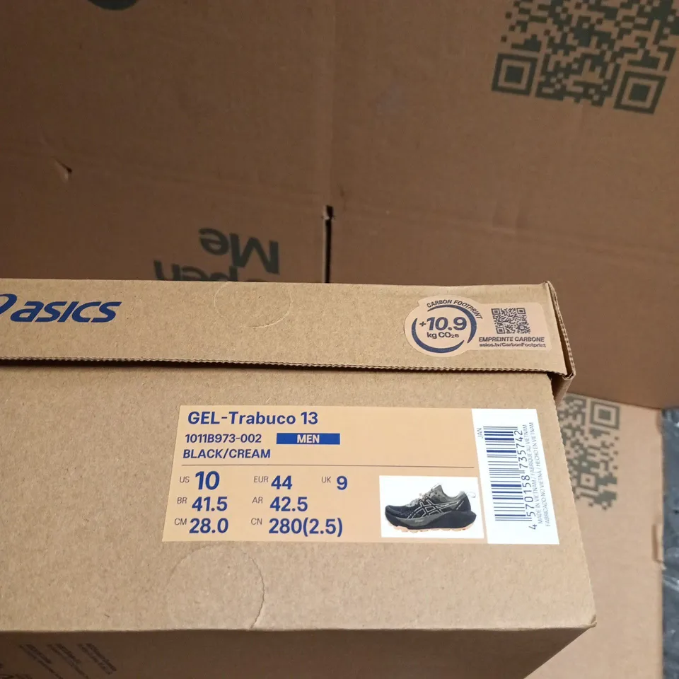 BOXED PAIR OF ASICS GEL-TRABUCO 13 MEN'S RUNNING SHOES –UK SIZE 9