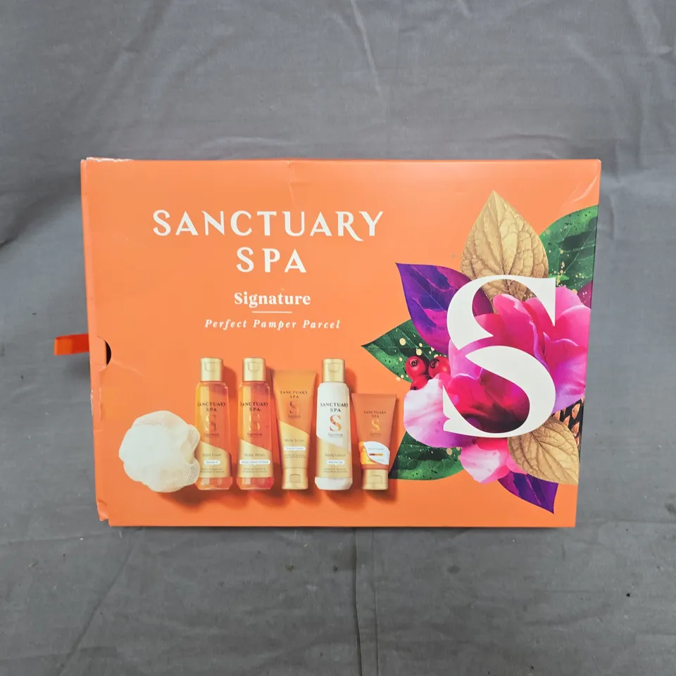 SANCTUARY SPA SIGNATURE PERFECT PAMPER PARCEL GIFT SET