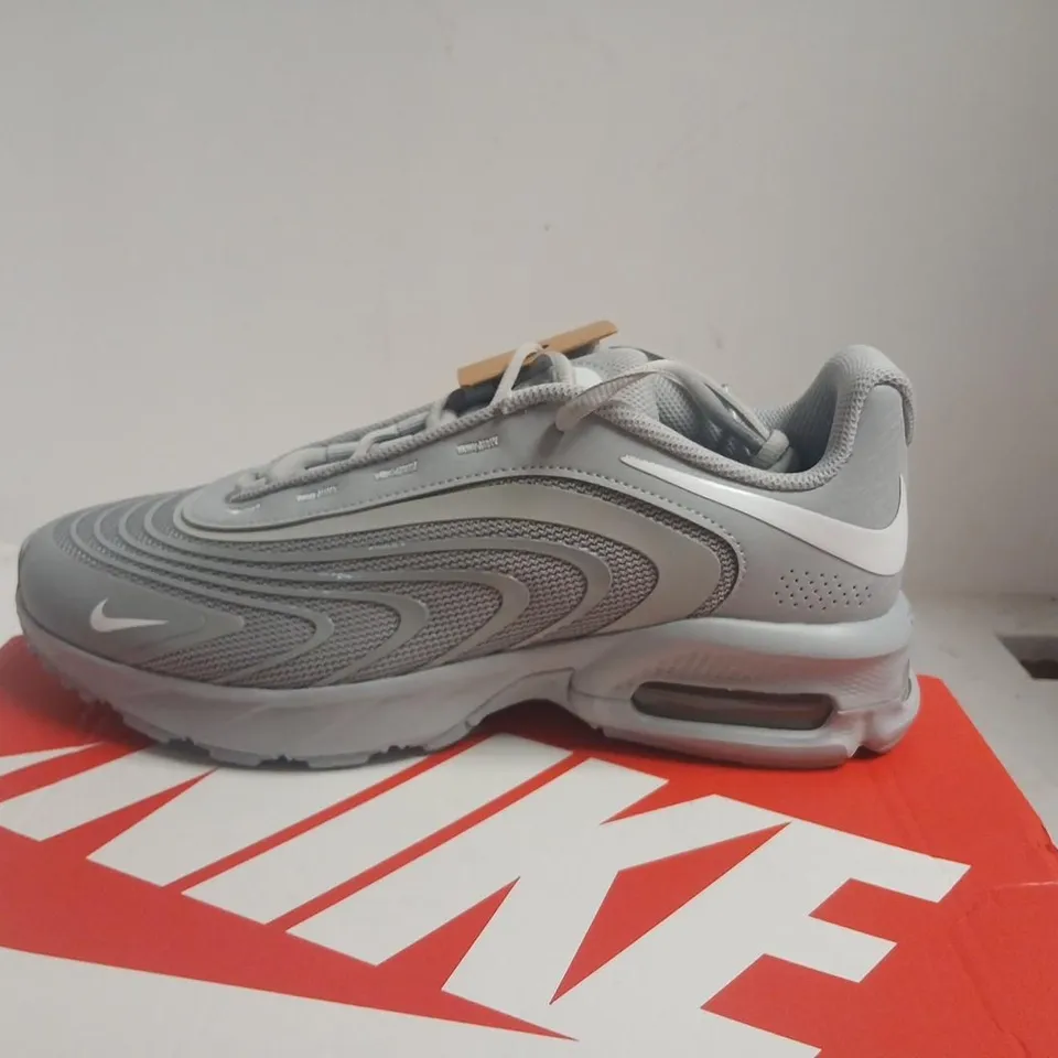 NIKE AIR MAX 97 WOLF GREY/WHITE – UK 9 (US 10)