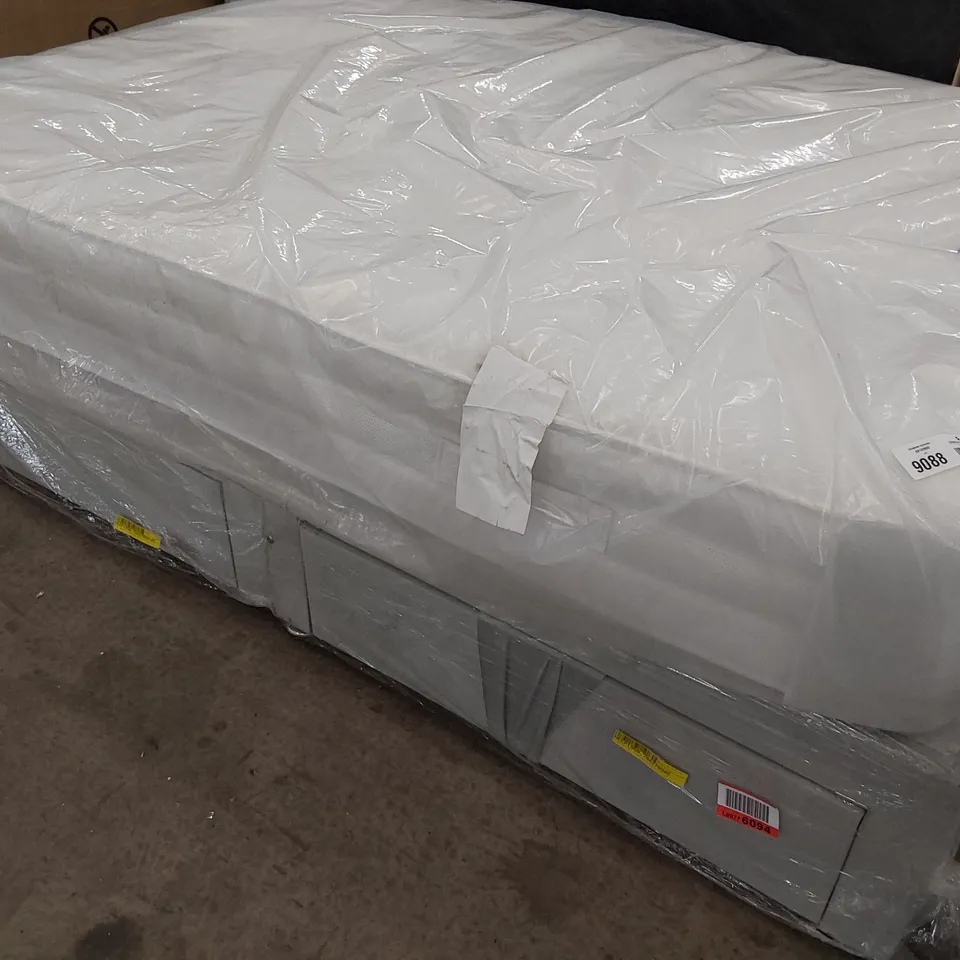 BAGGED 5' KINGSIZE DIVAN BED, COMPRISING SILENTNIGHT 1200 POCKET ECO COMFORT MATTRESS & DRAWER BASE 
