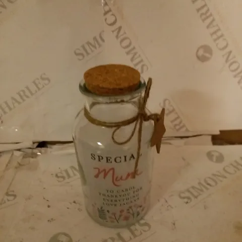 PERSONALISED SPECIAL MUM LIGHT UP JAR