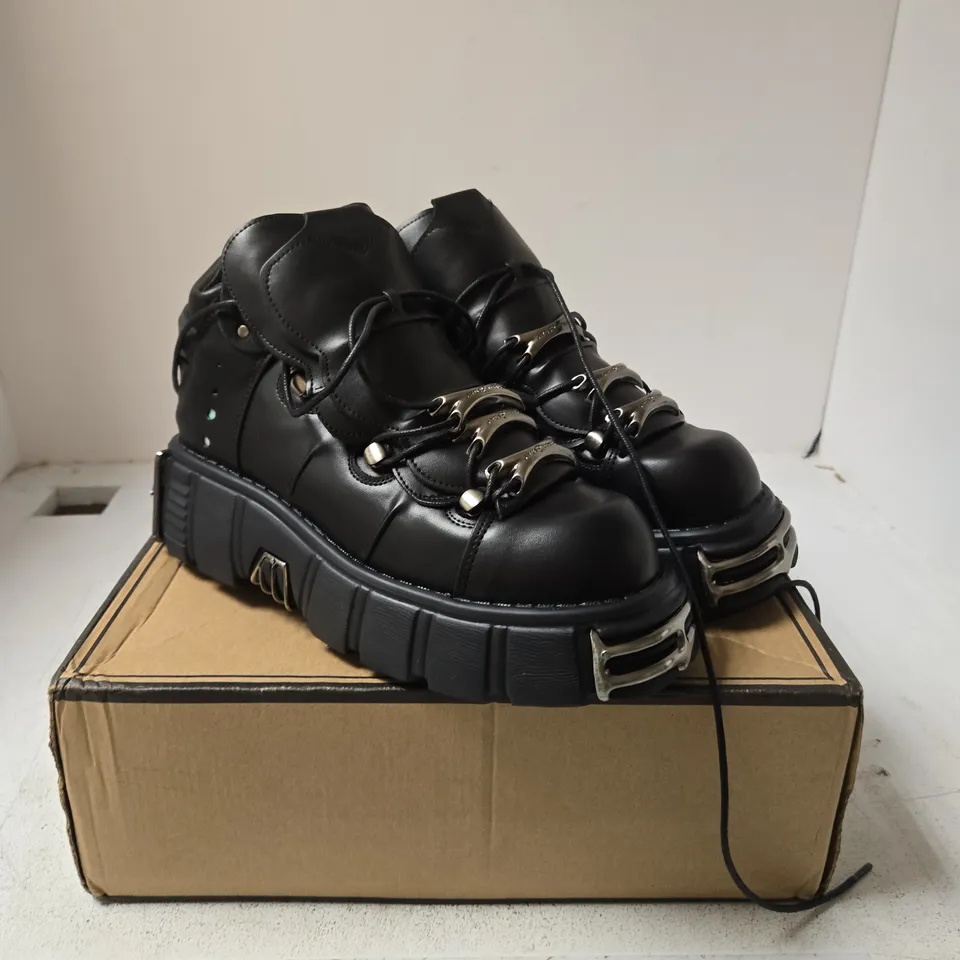 AYUSTONG BLACK COMBAT BOOTS - 10