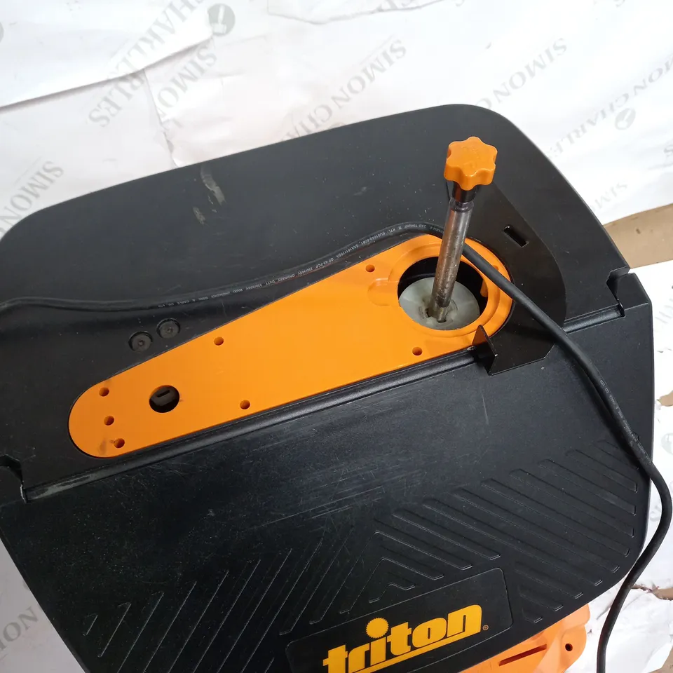 TRITON 450W OSCILLATING SPINDLE & BELT SANDER TSPST450 (977604)