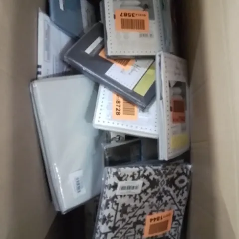BOX CONTAINING APPROXIMATELY 15 UNITS OF BRAND NEW PILLOW CASES AND BEDDING SHEETS