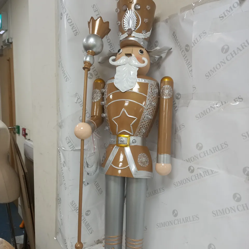 INLIT GIANT NUTCRACKER - COLLECTION ONLY  RRP £129.99