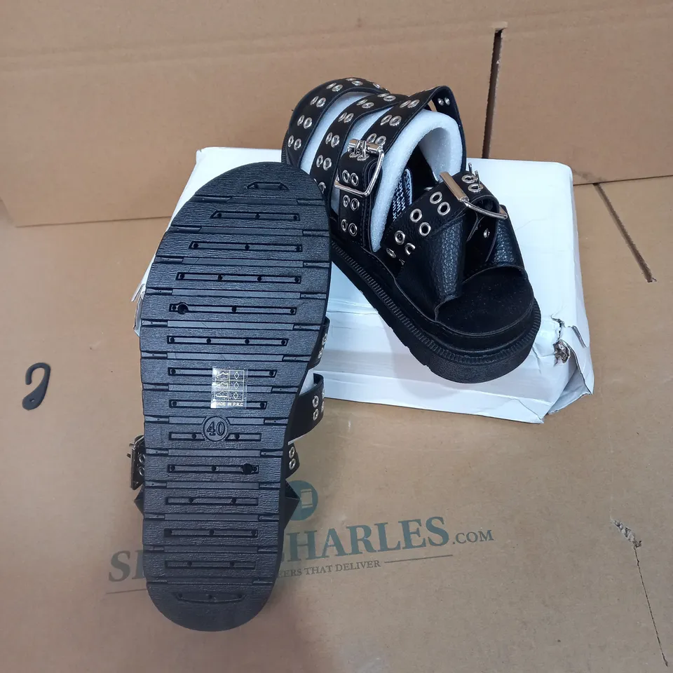 BOXED PAIR OF SIZE 40 BLACK OPEN-TOE SHOES 