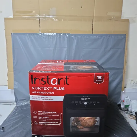 BOXED INSTANT VORTEX 12L AIR FRYER OVEN