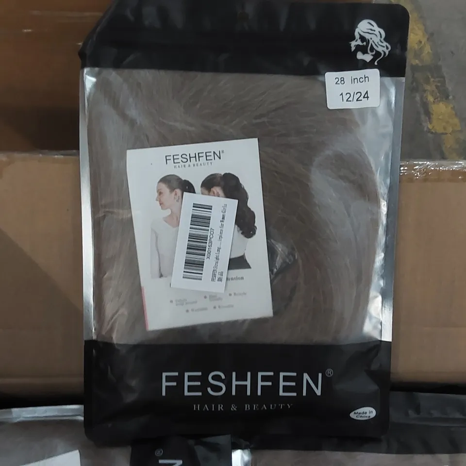 BOX CONTAINING APPROXIMATELY 40 FESHFEN PONYTAIL EXTENSIONS - LIGHT BROWN