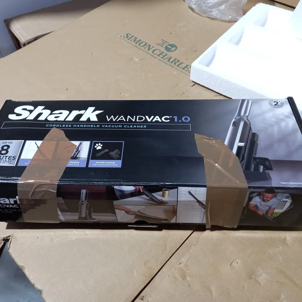 SHARK CORDLESS HANDHELD VACUUM CLEANER