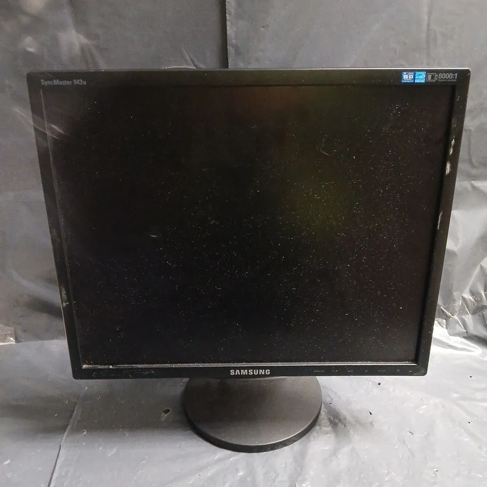 SAMSUNG SYNCMASTER 943N COMPUTER MONITOR
