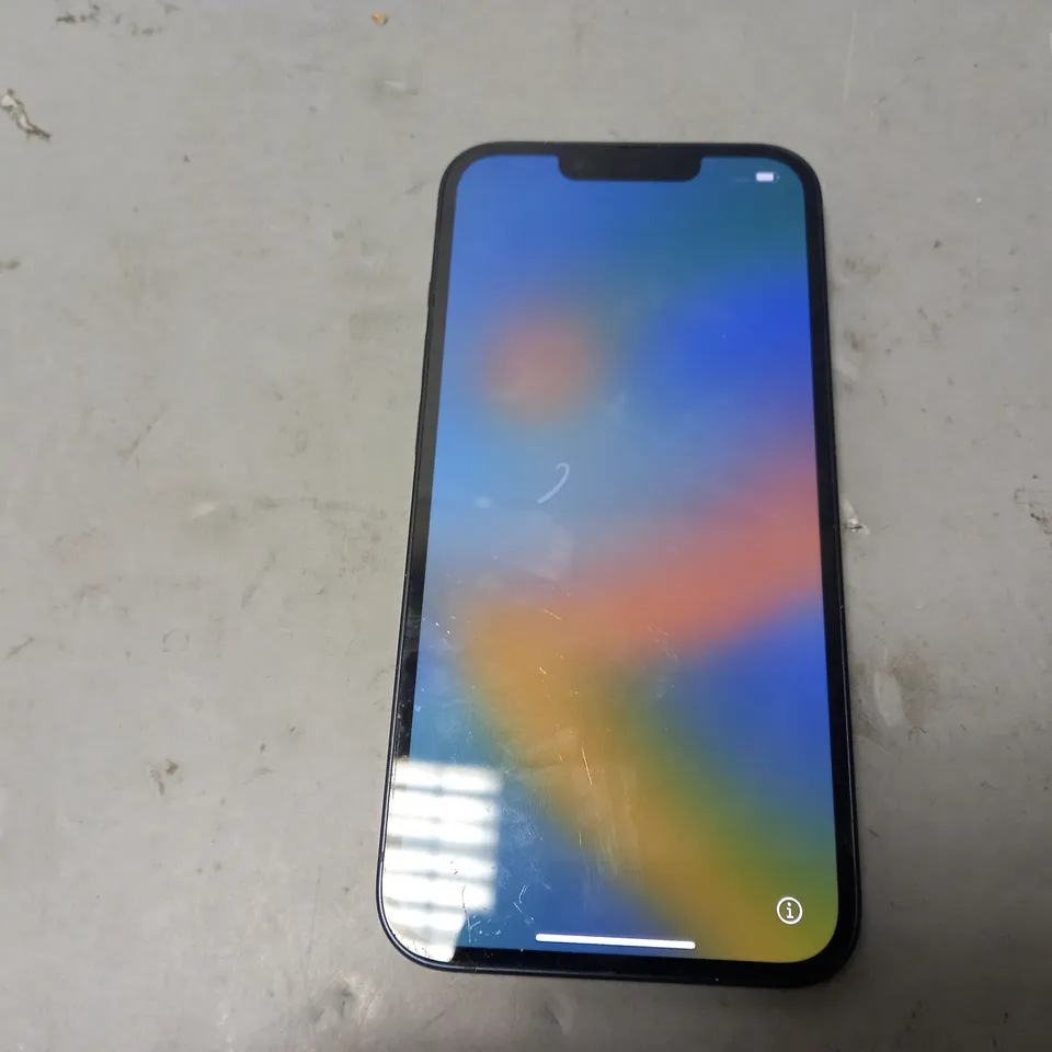 APPLE IPHONE 13