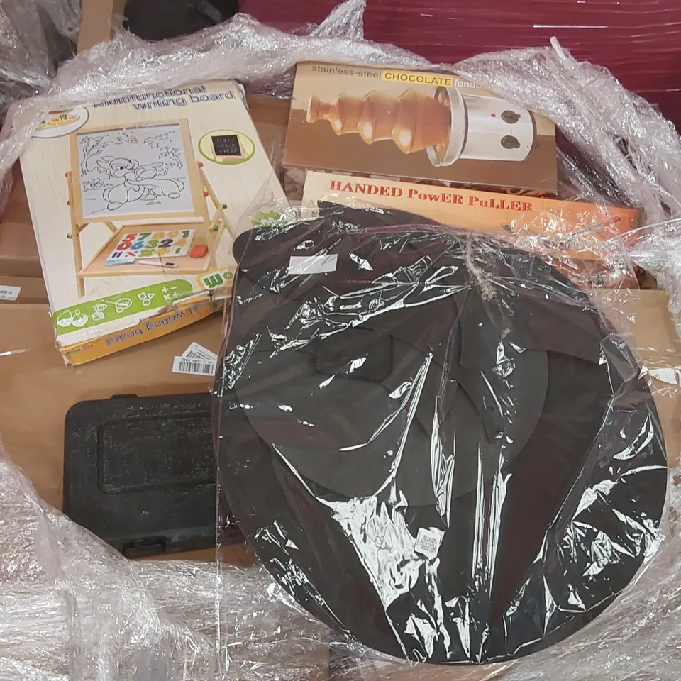 PALLET OF ASSORTED ITEMS INCLUDING: CHOCOLATE FONDUE, HANDED POWER PULLER, MULTIFUNCTIONAL WRITING BOARD ECT
