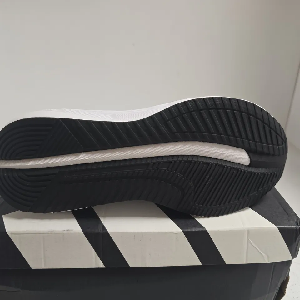 BOXED PAIR OF ADIDAS GALAXY 7 M NAVY KNIT RUNNING SHOES – UK 7